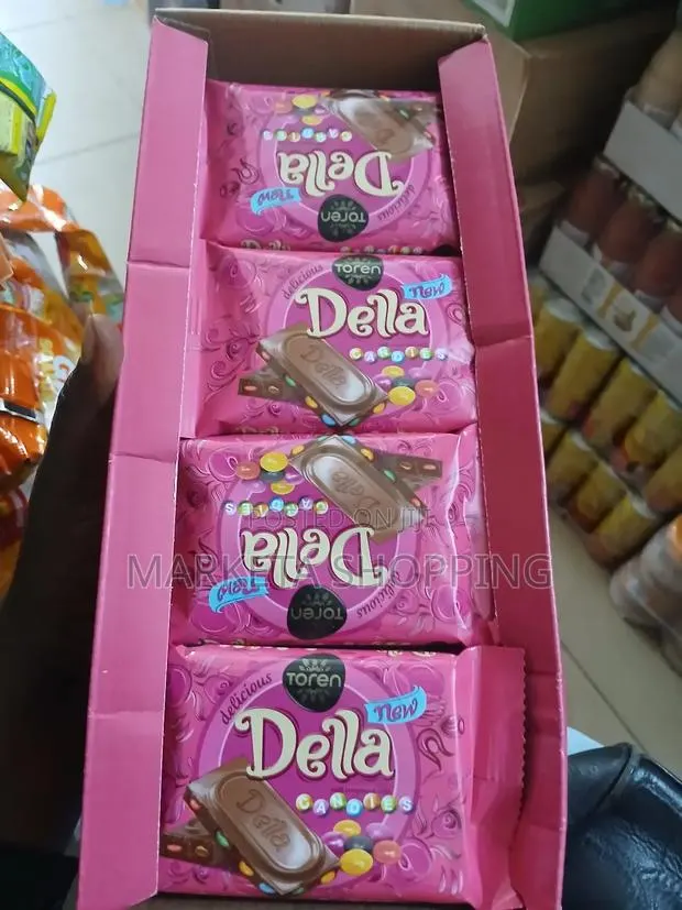 Della Milk Chocolate With Candies 52gx24 · Photo 1