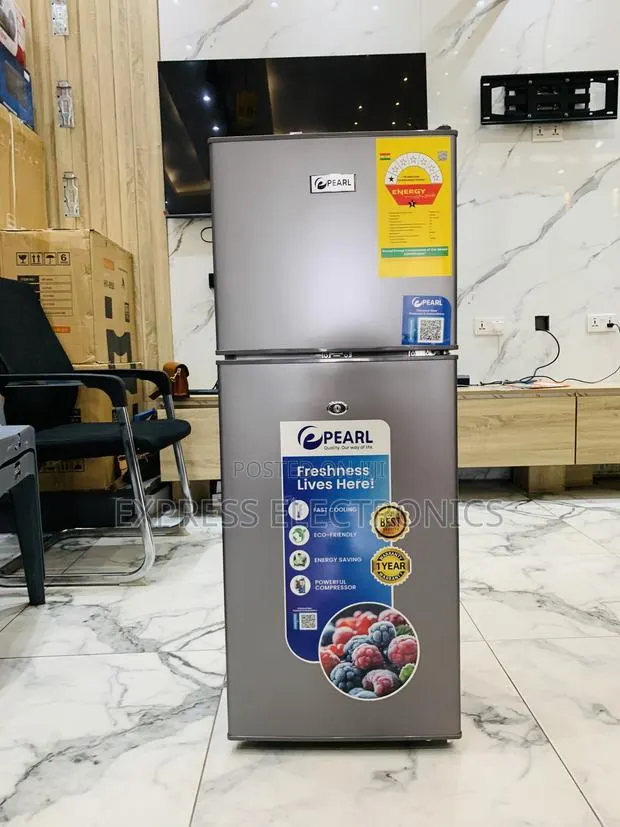 Hot Deals Pearl PF-216TBG-5E 136L Double-Door Top-Freezer Refrigerator · Photo 1