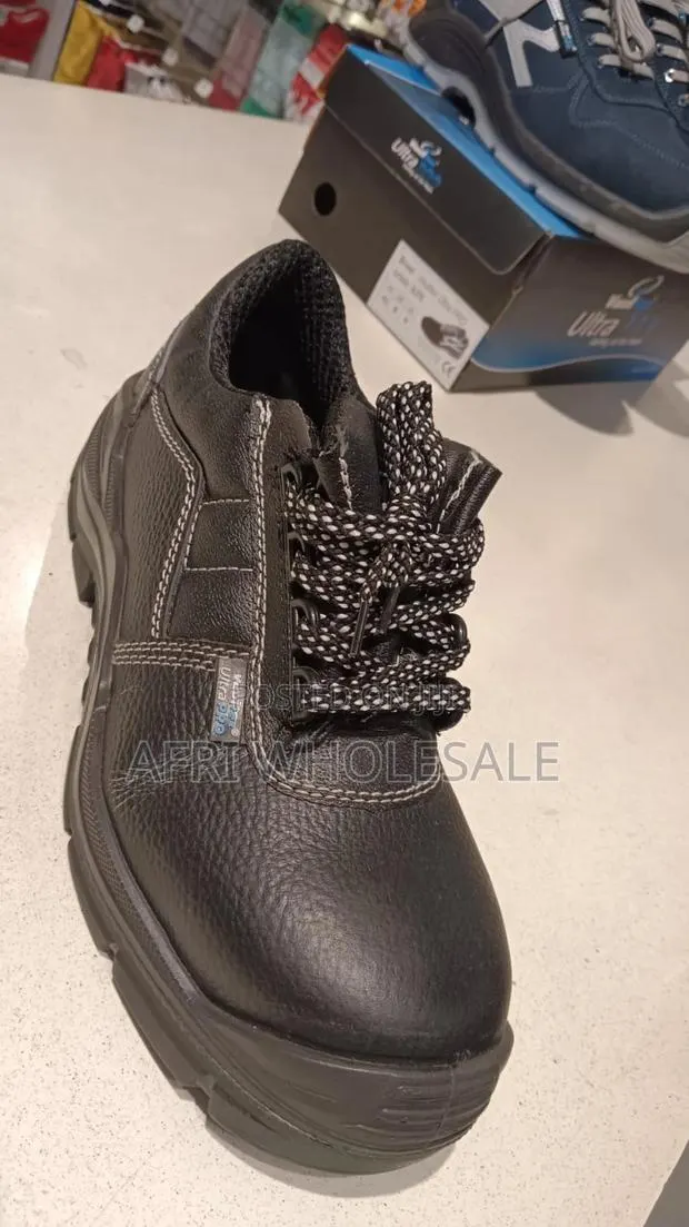 Forklift Heavy Duty Safety Boot Premium Safetyboot · Photo 1
