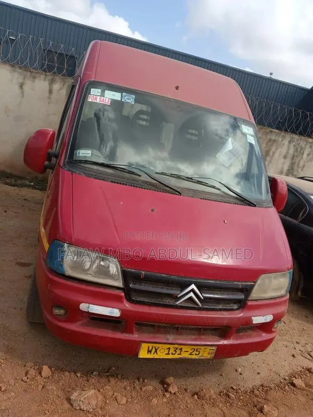Citroen C35 2012 Red · Photo 1