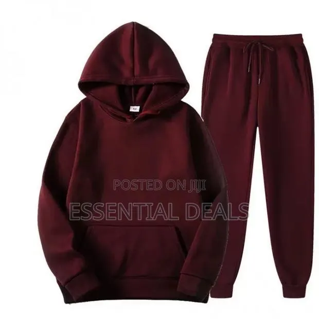 Hoodie for Both Men and Women · Photo 1