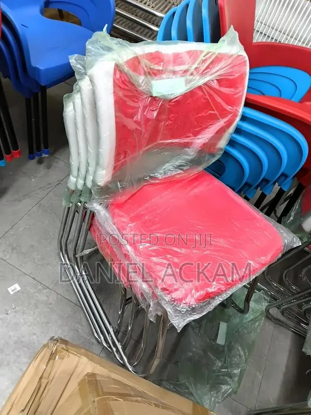 Chair Available for Sale · Photo 1