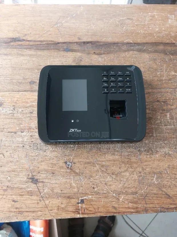 Time Attendance Facial Recognition · Photo 4