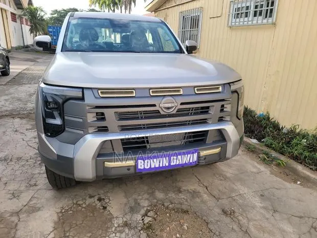 New Nissan Hardbody 2025 Brown · Photo 1