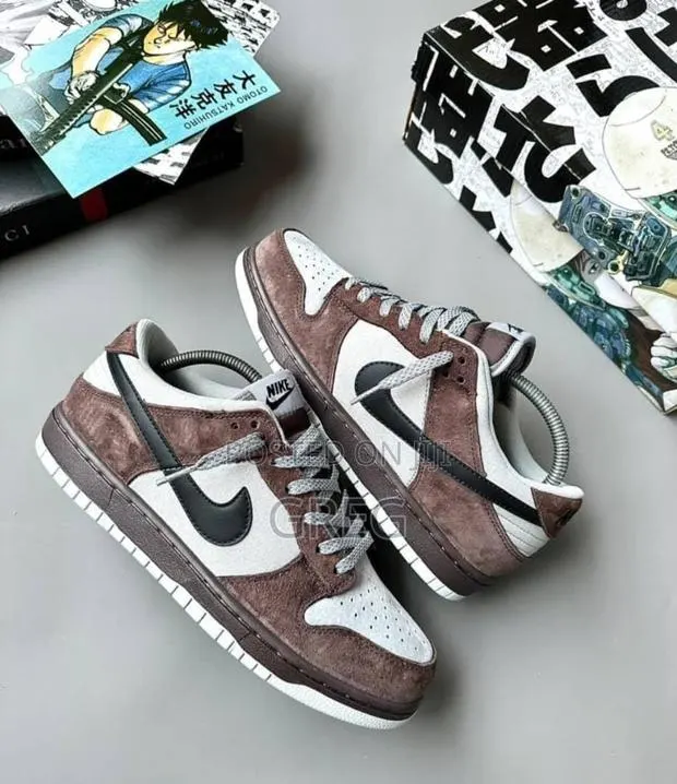 Nike Dunks · Photo 1