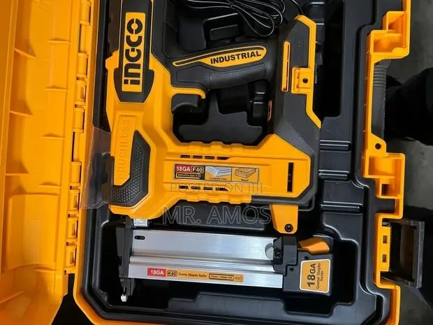 Cordless Crown Stapler Nailer Kit + 200PCs Nails Included - Ccsnli6008 · Photo 1