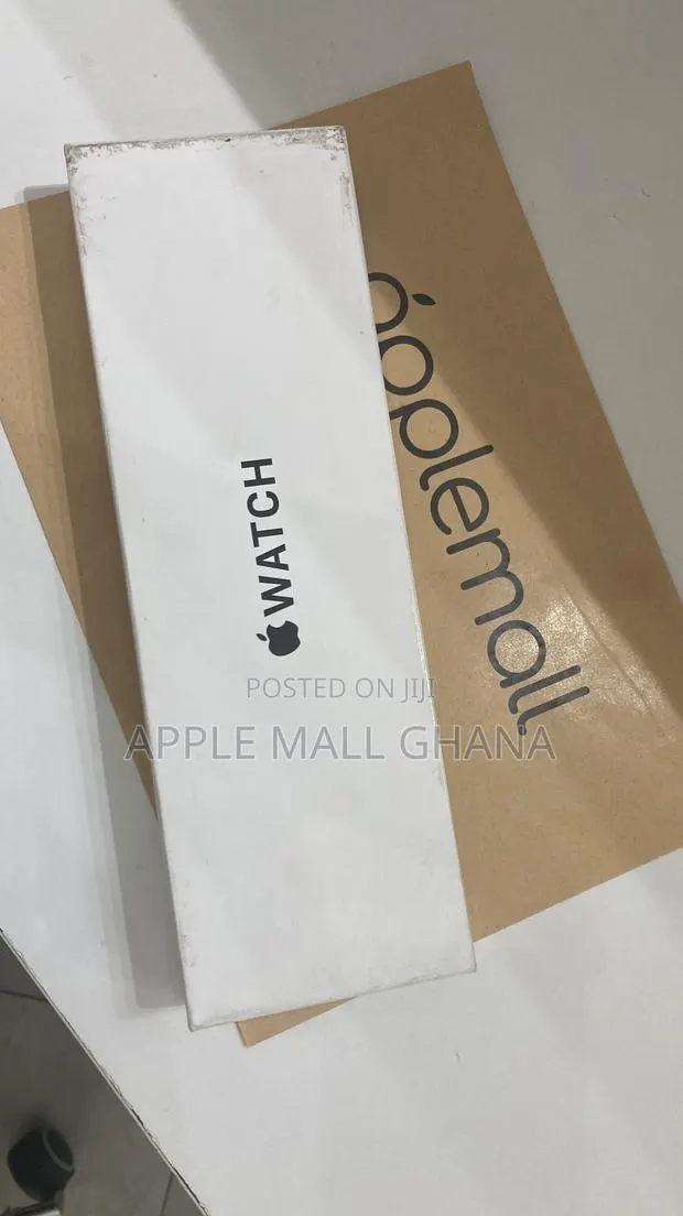 Apple Watch SE 3 40mm GPS · Photo 1