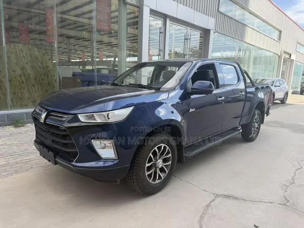 Isuzu D-MAX 2021 Blue · Photo 1