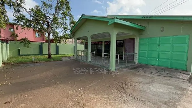 5bdrm House in Piller 2 Estate, Dome for rent · Photo 1