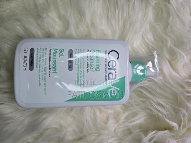 CeraVe Foaming Facial Cleanser, Face Wash for Oily Skin, 16fl Oz · Photo 1