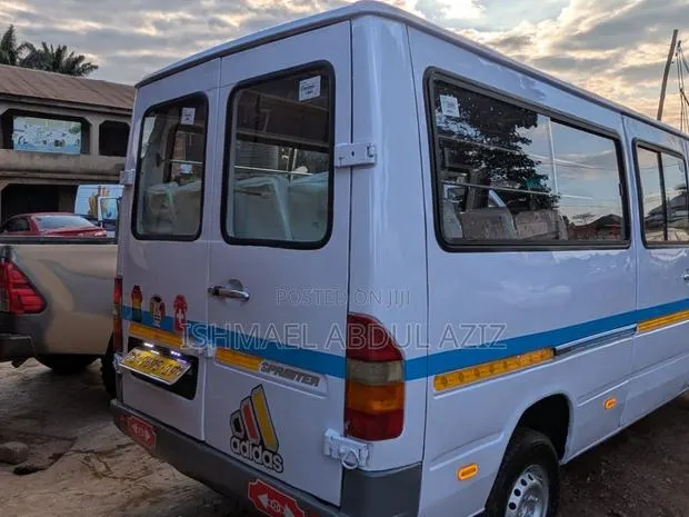 Mercedes-Benz Sprinter 2019 White · Photo 1