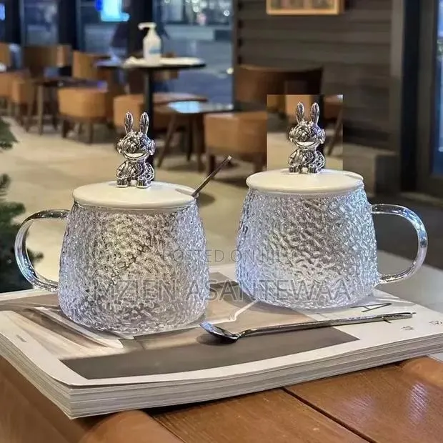 Glass Cup With Bear Lid Spoon · Photo 1