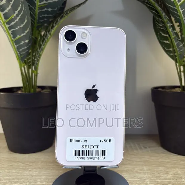 Apple iPhone 13 128 GB Pink · Photo 1