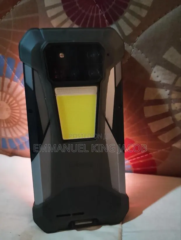 Mobile Phone 1 TB Black · Photo 1