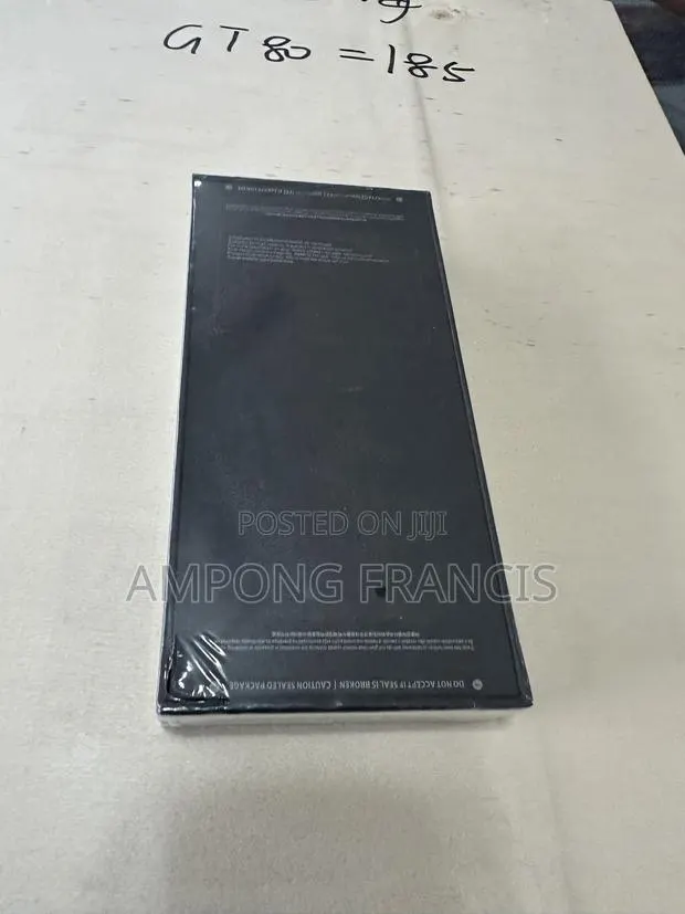 New Samsung Galaxy Z Flip6 256 GB Silver · Photo 1