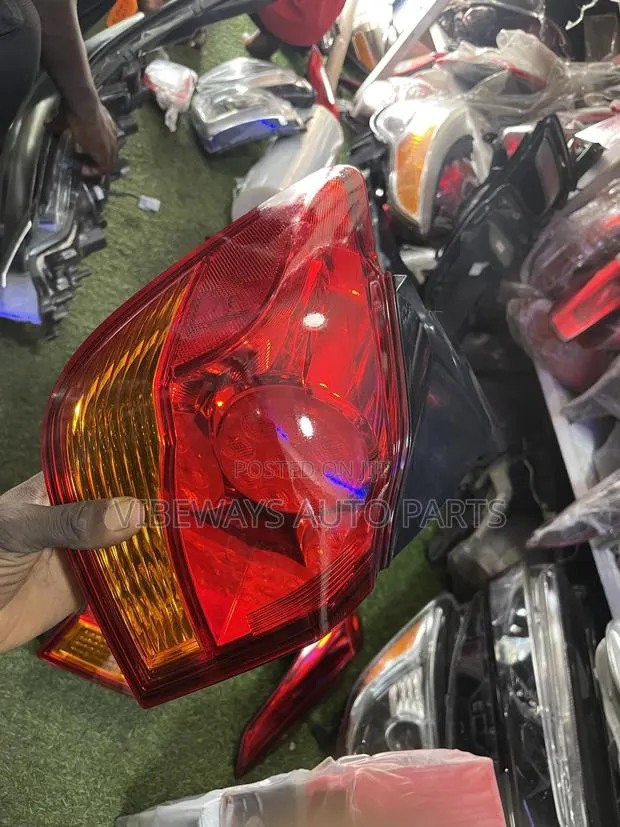 Mitsubishi Outlander ASX Sports 2013-2017 Taillight Original Led Pair · Photo 1