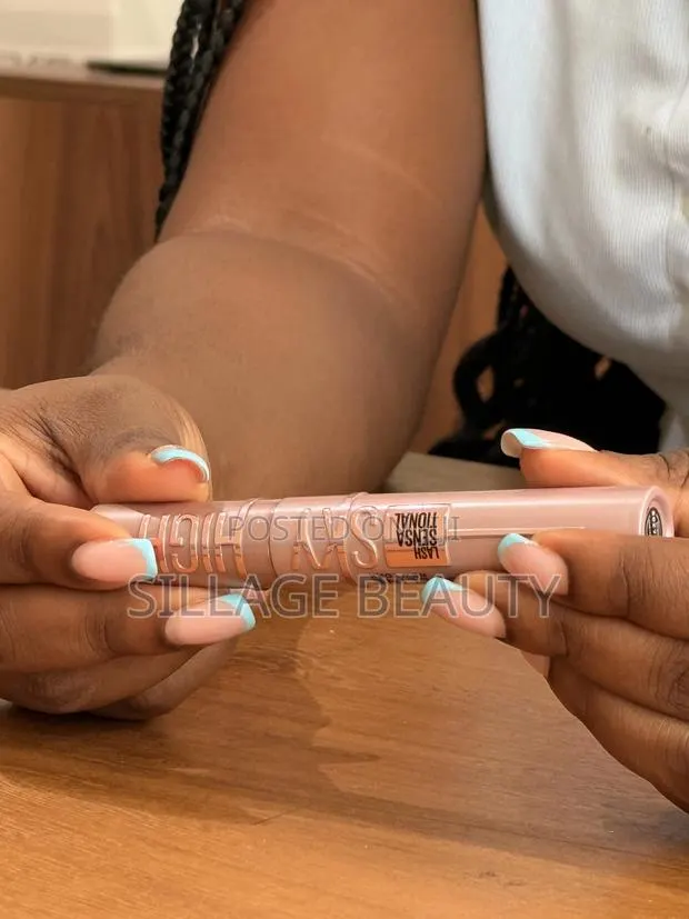 Maybelline Skyhigh Mascara · Photo 1
