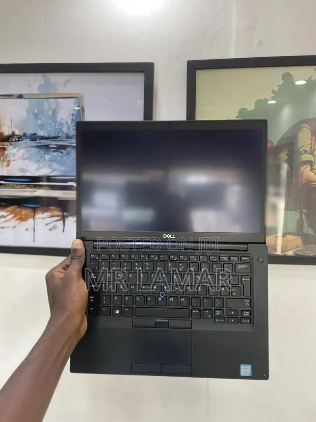 Laptop Dell Latitude 7490 8GB Intel Core i7 SSD 256GB · Photo 1