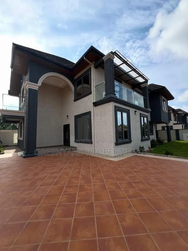 4bdrm House in Adenta for sale · Photo 3