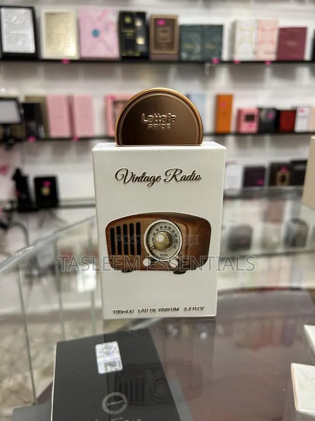 Vintage Radio · Photo 1