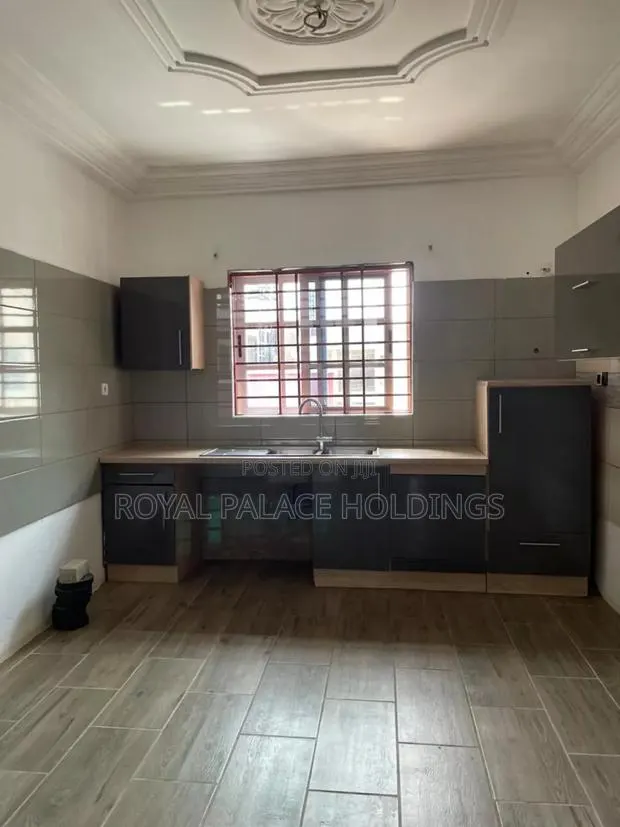 2bdrm Apartment in Lakeside for rent · Photo 1