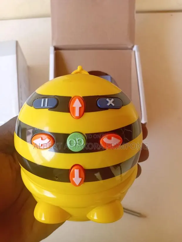 Bee-Bot With Free Mat · Photo 1