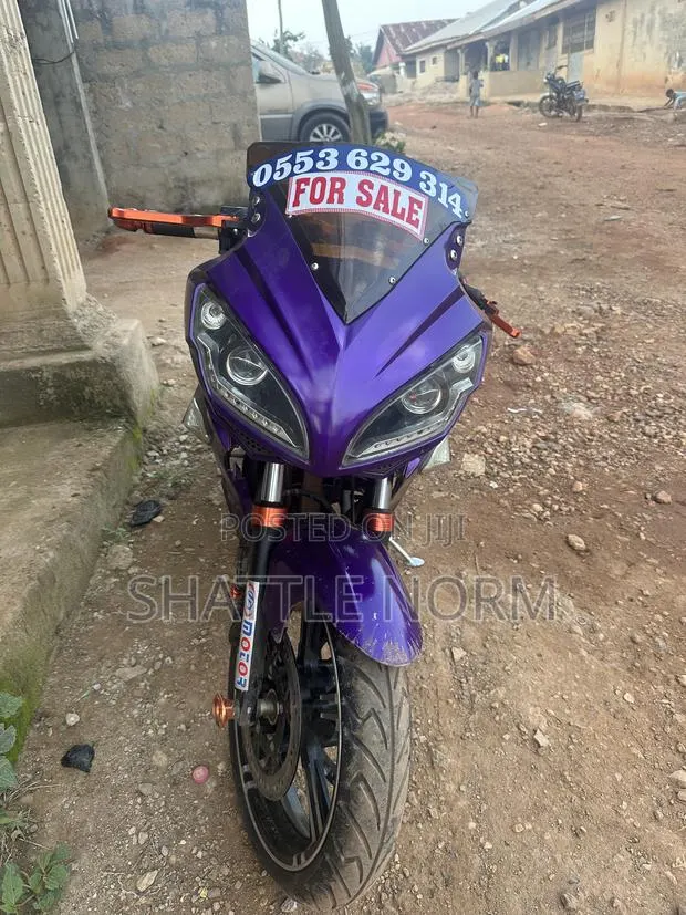 New Kawasaki W800 2026 Purple · Photo 1