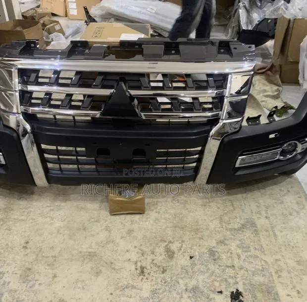 Mitsubishi Pajero 2015 2016 2017 2018 2019 2020 Front Bumper Complete · Photo 1