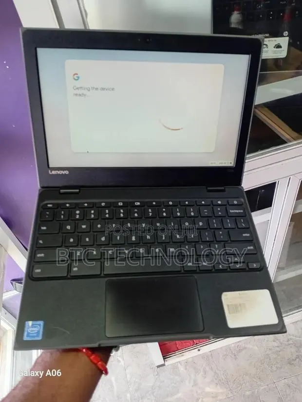 Laptop Lenovo 3000 N500 4GB Intel Pentium SSD 32GB · Photo 1