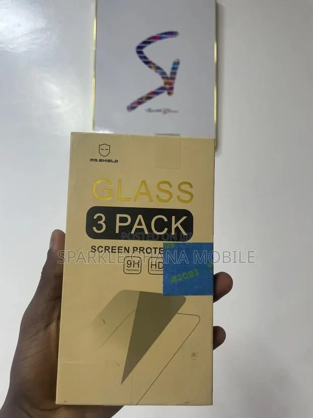 Lg Premier Lt Screen Protector (3pack) · Photo 1
