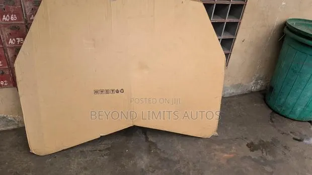Toyota / Scion Ia 2016 - 2019 Bonnet · Photo 1