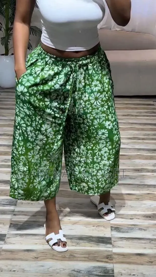 Ready to Wear · Photo 1