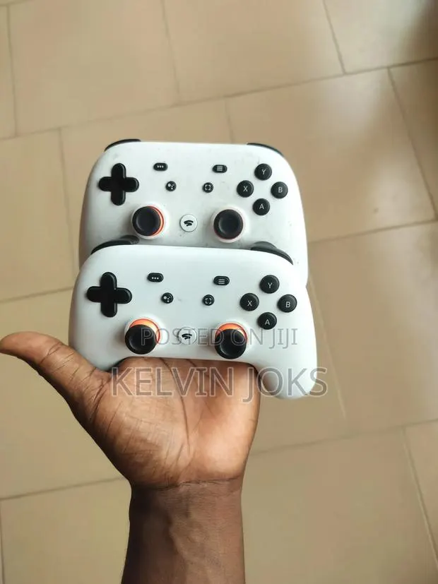Google Stadia Controller · Photo 1