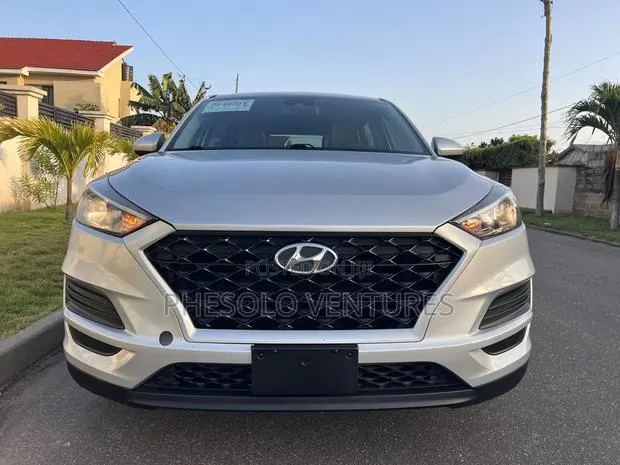 Hyundai Tucson SE FWD 2019 Silver · Photo 1