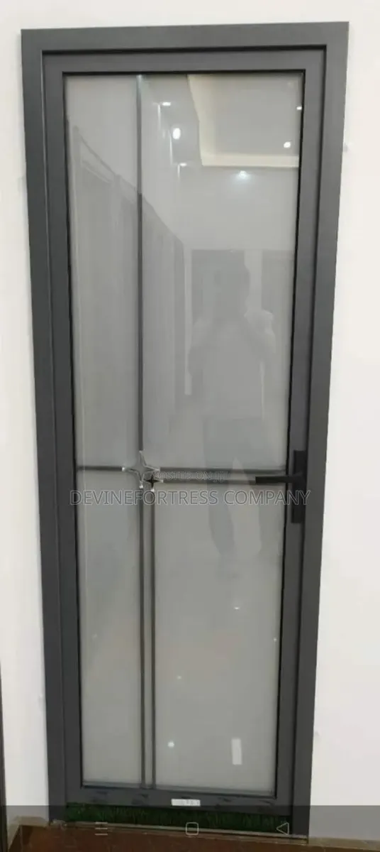 Bathroom Glass Foor Ash Color for All Bedroom · Photo 1