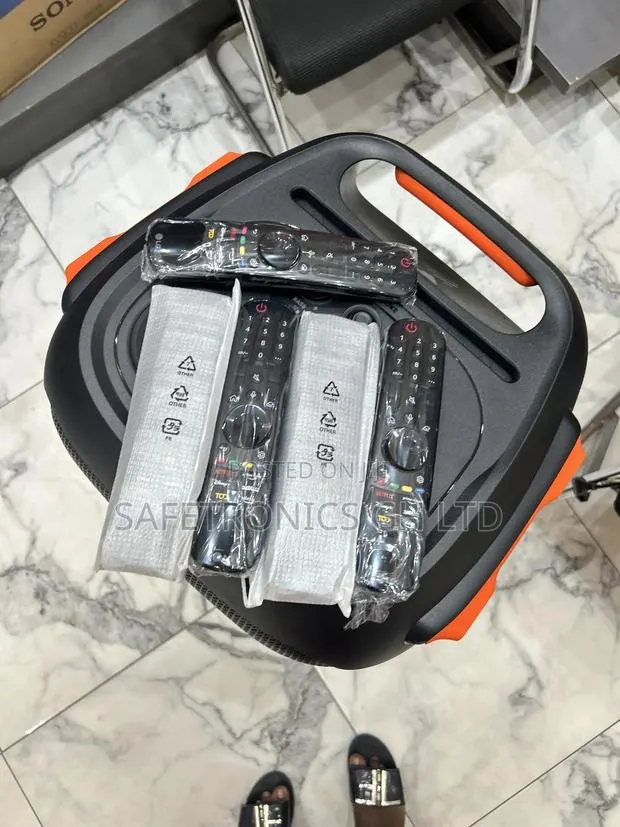 Super Quality Black Lg Mr 23 Magic Remote · Photo 1