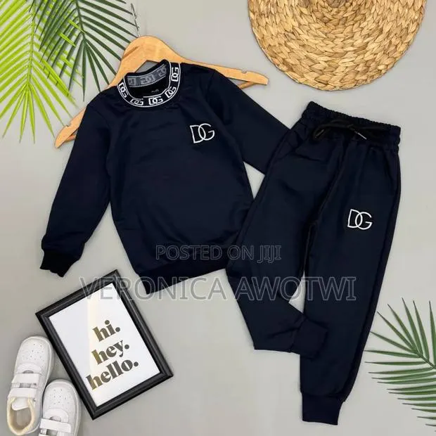 Dg Causal Wear · Photo 1