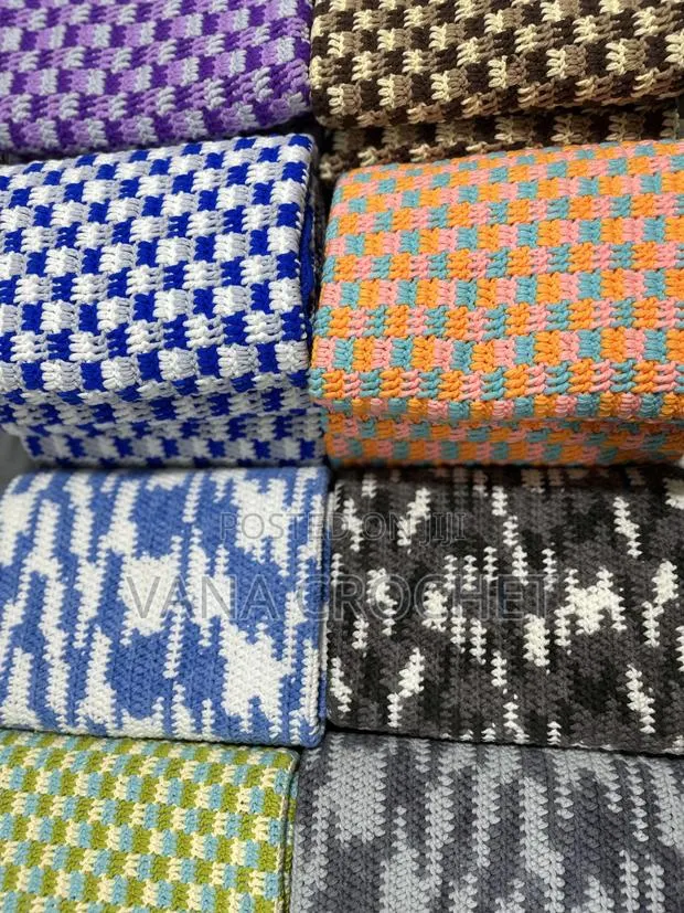 Milk-Cotton Yarn Multiple Colors Blankets 120x100cm · Photo 1