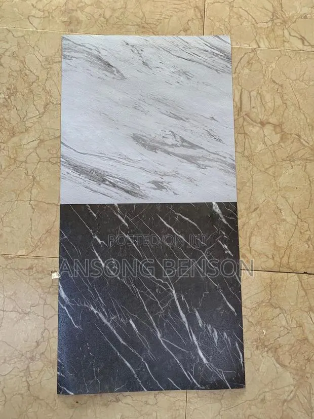 Full PVC Square Washable Vinyl Floor Tiles · Photo 1