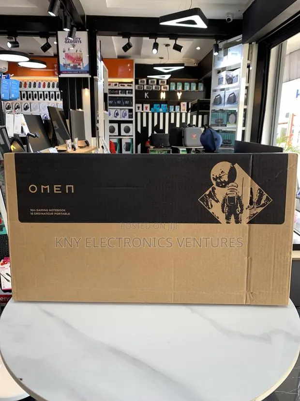 New Laptop HP Omen 16 16GB Intel Core Ultra 7 SSD 1T · Photo 1
