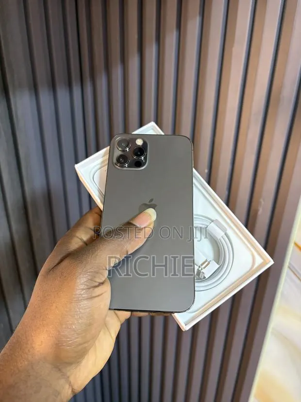 New Apple iPhone 12 Pro 128 GB Gray · Photo 1