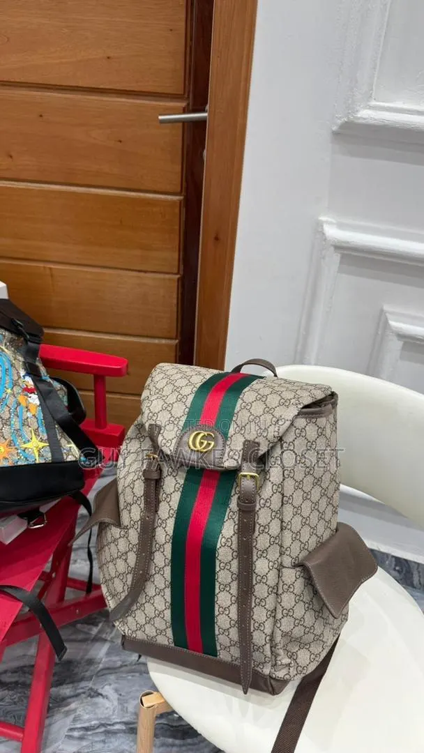 Gucci Side Bags · Photo 1