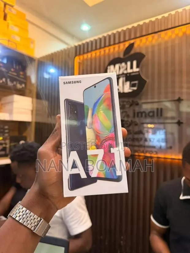 New Samsung Galaxy A71 128 GB Black · Photo 1