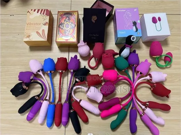 Rose 2 in 1 Vibrator · Photo 1