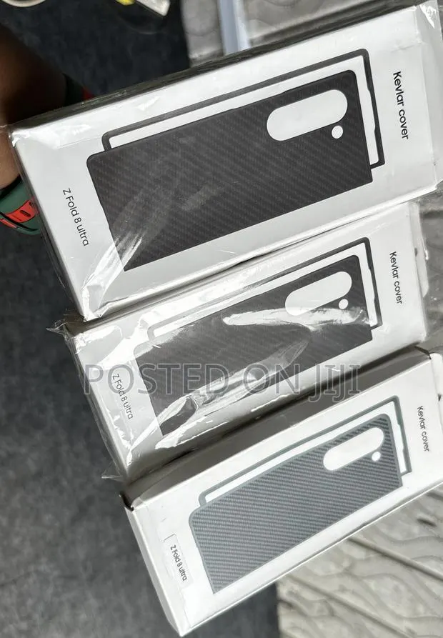 Galaxy Z Fold 8/8ultra Kevlar Case With Front Glass Protector · Photo 1