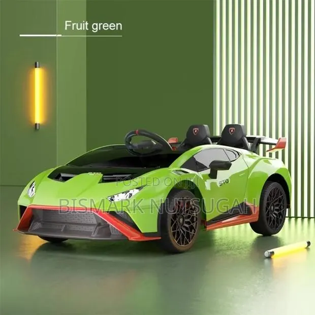 Lamborghini Huracán STO Kids' Electric Ride-on Toy Car · Photo 4