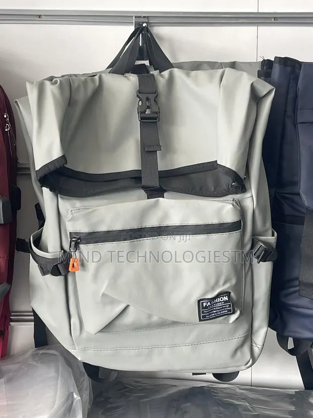Laptop Backpack (Gray) · Photo 1
