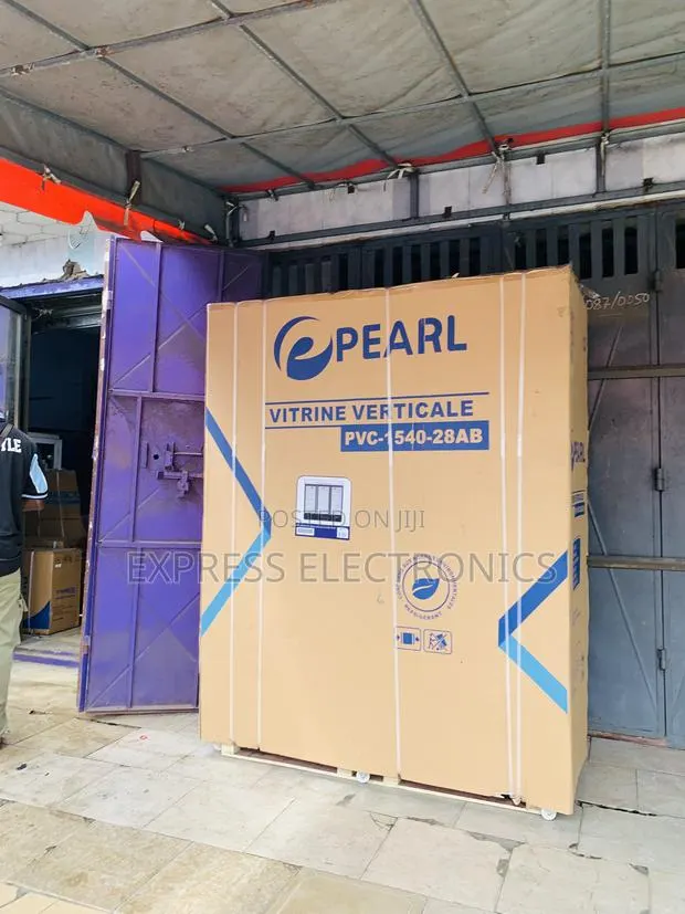 Cool Price PVC-1540 Display Fridge Pearl Three Door · Photo 1