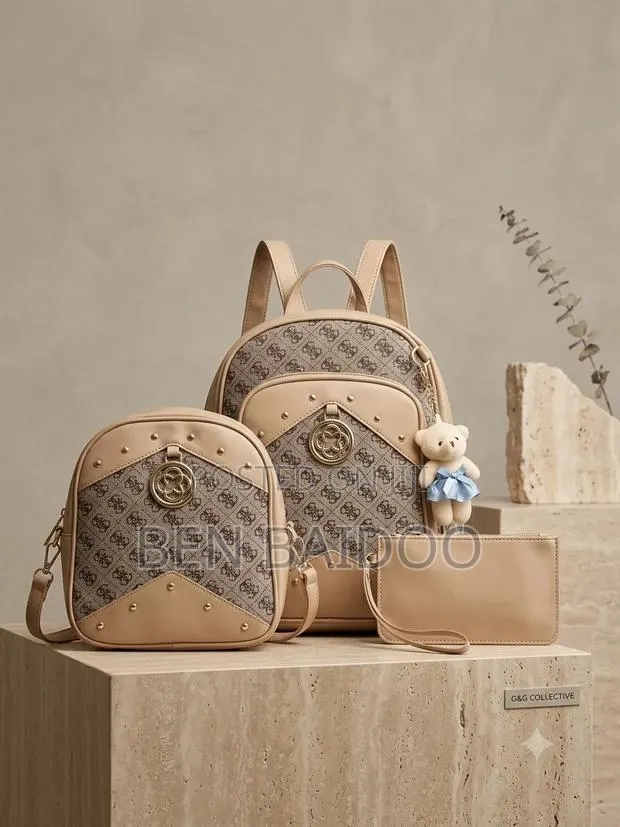 Jungle School Bags · Photo 1
