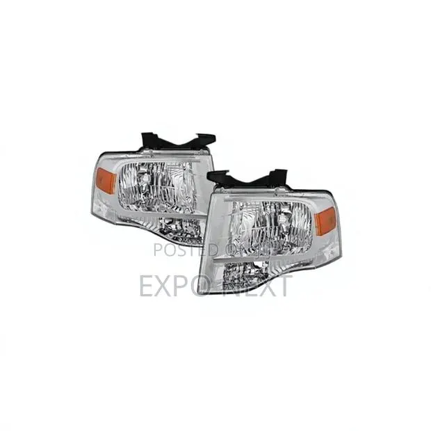 Ford Explorer 2007-2014 Head Light · Photo 1
